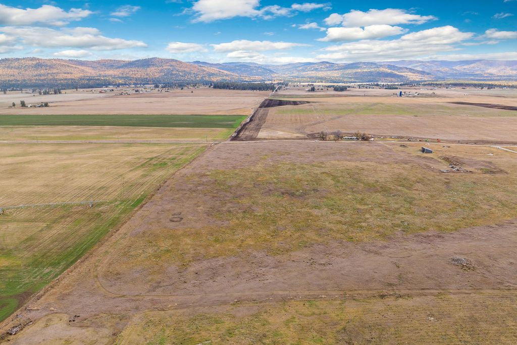 1501 W Springcreek Road, Kalispell, MT 59901 photo 5