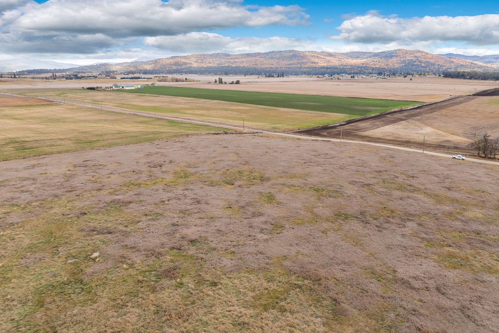 1501 W Springcreek Road, Kalispell, MT 59901 photo 6