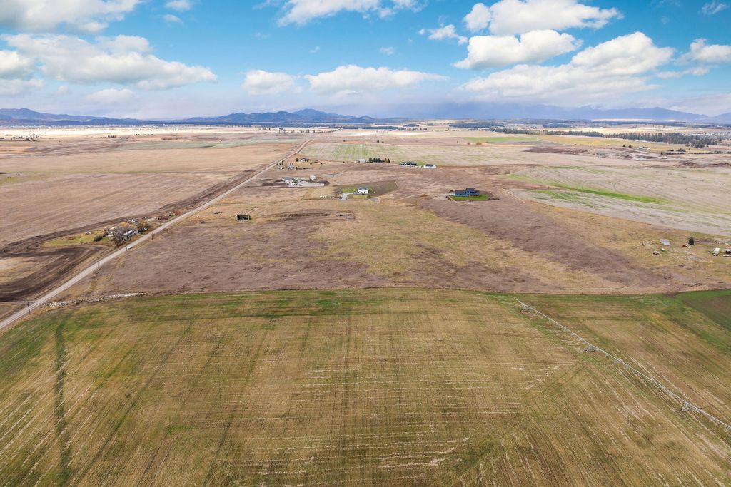 1501 W Springcreek Road, Kalispell, MT 59901 photo 7