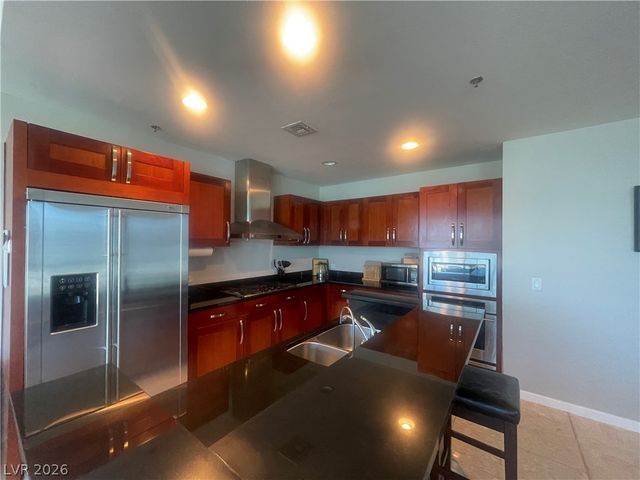 4525 DEAN MARTIN Drive 2309, Las Vegas, NV 89103