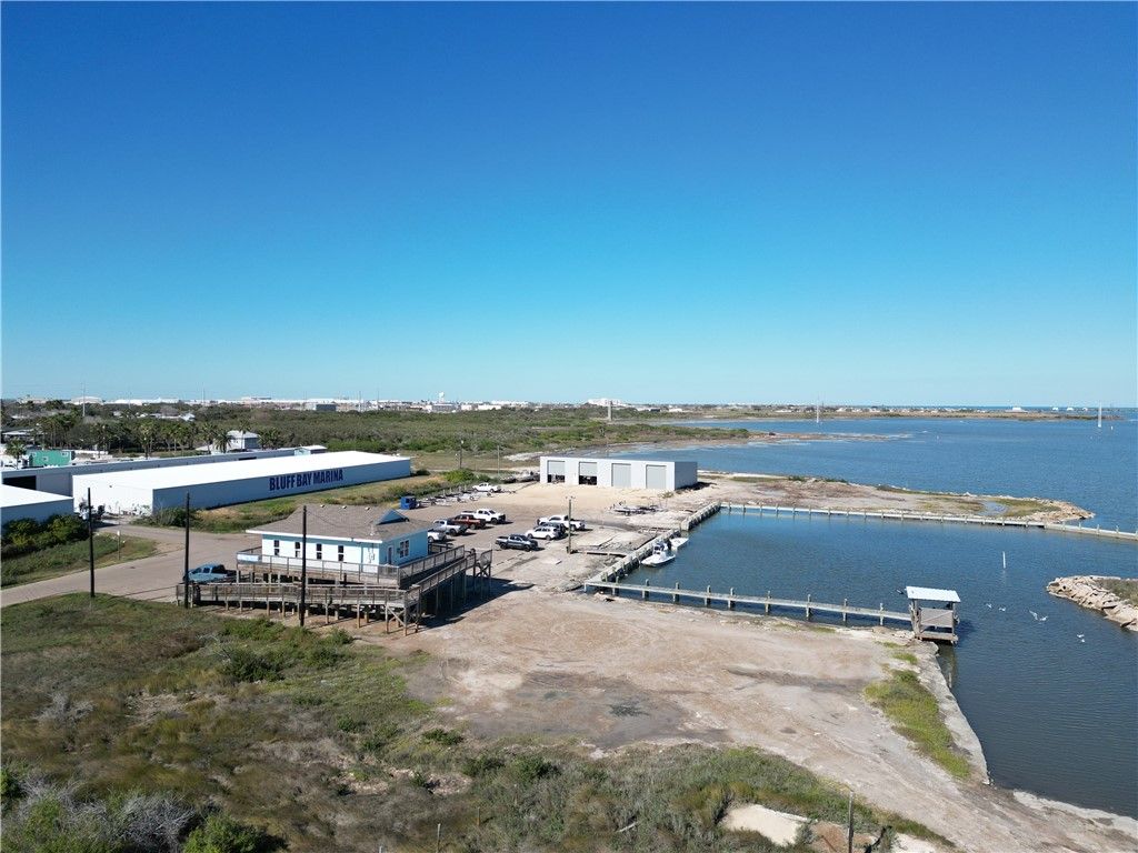 101 Skipper Lane, Corpus Christi, TX 78418 — photo 2