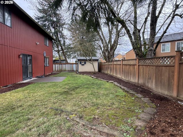 16002 Ne HANCOCK St, Portland, OR 97230