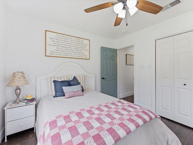 210 County Road 2696, Alvord, TX 76225