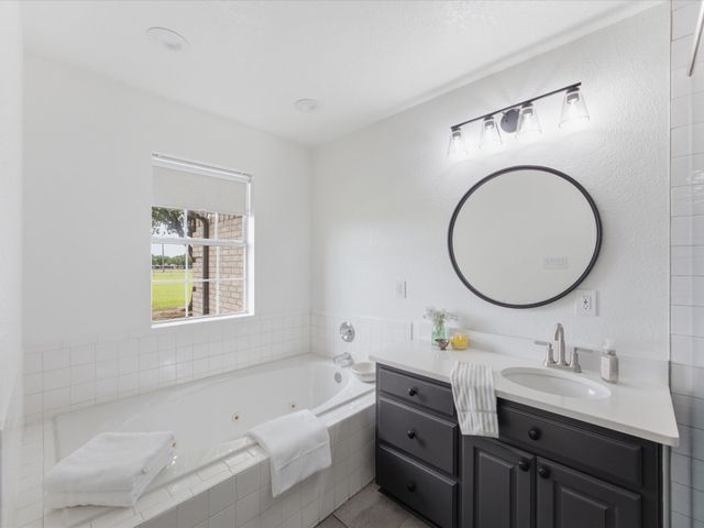 210 County Road 2696, Alvord, TX 76225