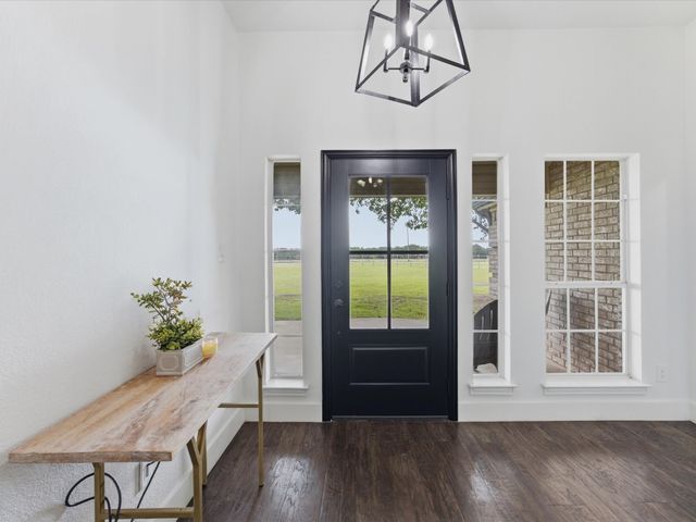 210 County Road 2696, Alvord, TX 76225