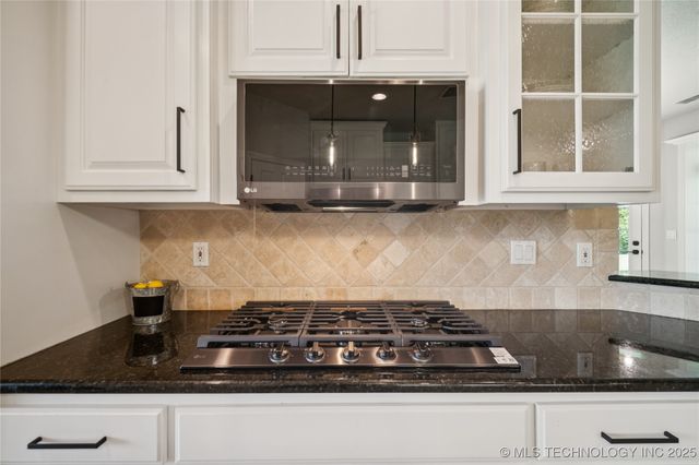 6420 S 273rd East Avenue, Broken Arrow, OK 74014