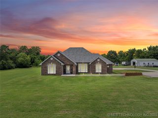 6420 S 273rd East Avenue, Broken Arrow, OK 74014