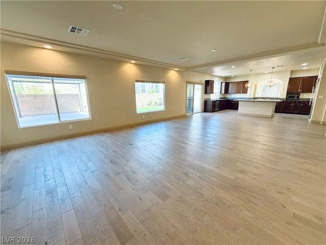 9842 Russian Hill Street, Las Vegas, NV 89141