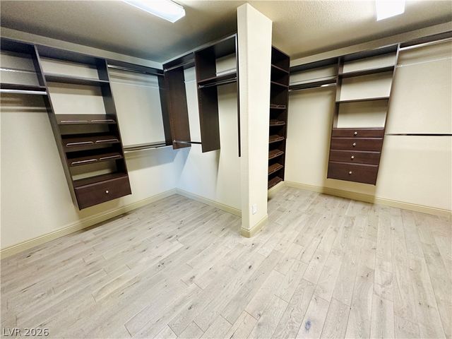 9842 Russian Hill Street, Las Vegas, NV 89141