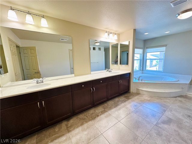 9842 Russian Hill Street, Las Vegas, NV 89141