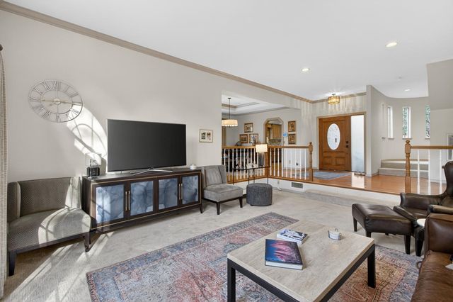 8681 Winding Way, Fair Oaks, CA 95628