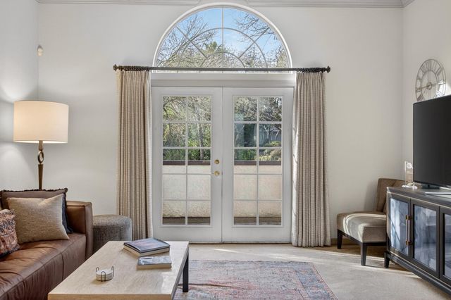 8681 Winding Way, Fair Oaks, CA 95628