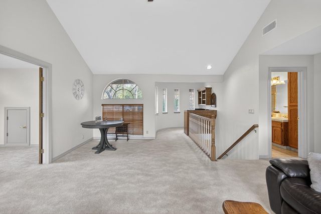 8681 Winding Way, Fair Oaks, CA 95628