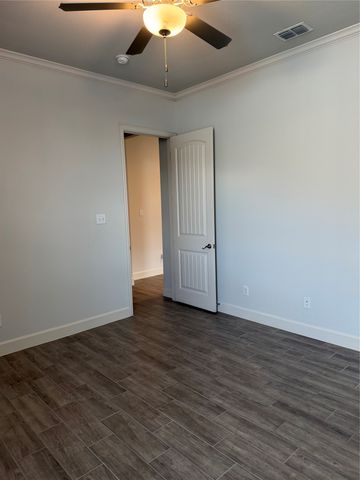 171 Cyprus Grove Drive, Lavon, TX 75166