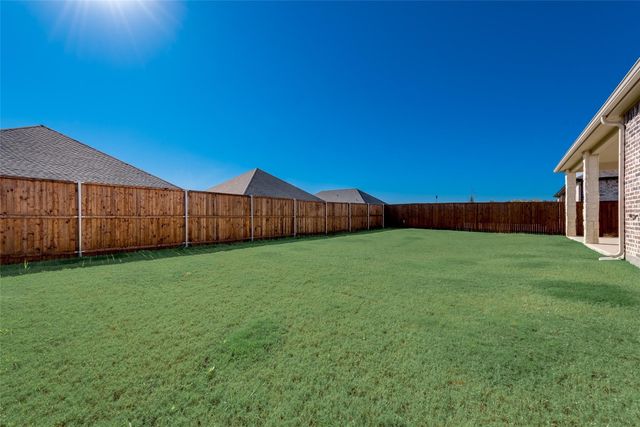 171 Cyprus Grove Drive, Lavon, TX 75166