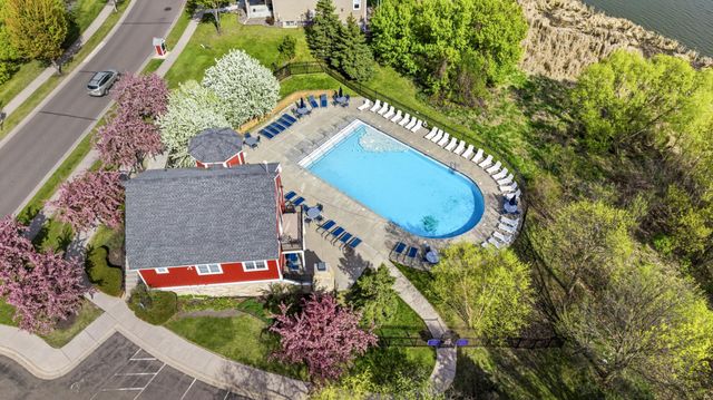 11556 Lakewood Court NE, Albertville, MN 55301