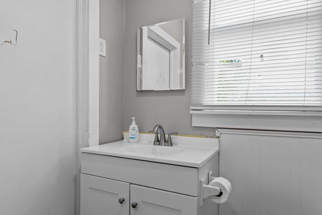 732 Hillcrest Avenue, Frankfort, KY 40601