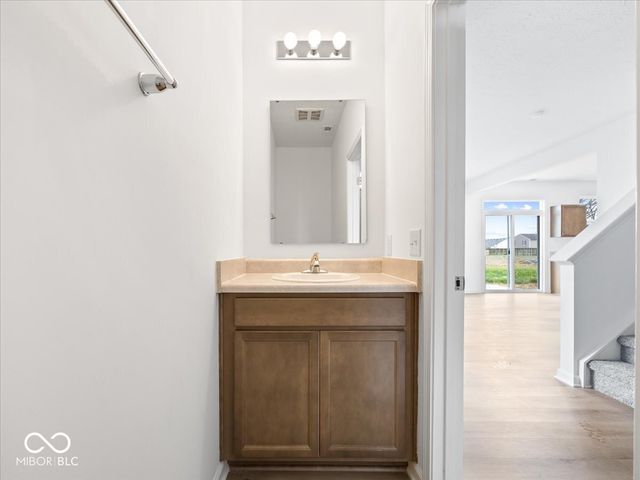 576 Plowman Drive, Shelbyville, IN 46176