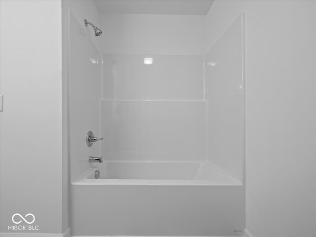 576 Plowman Drive, Shelbyville, IN 46176