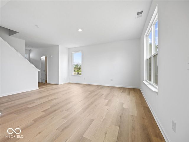 576 Plowman Drive, Shelbyville, IN 46176