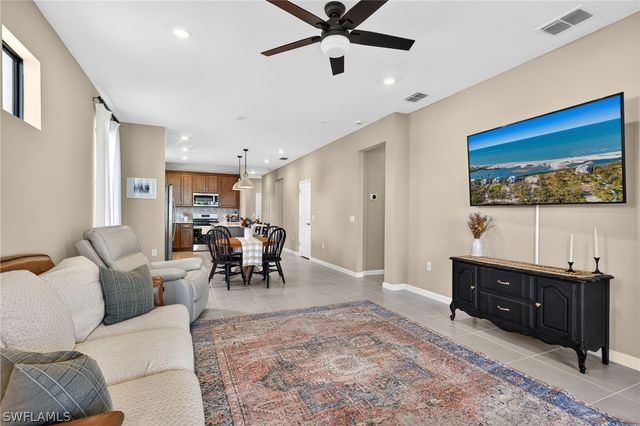 20548 Pebble Glen DR, Estero, FL 33928
