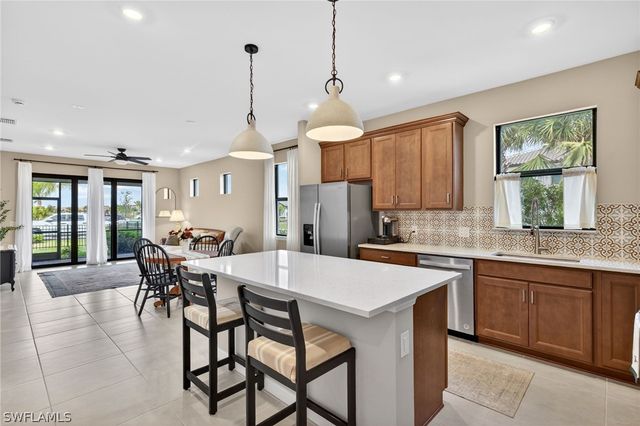 20548 Pebble Glen DR, Estero, FL 33928