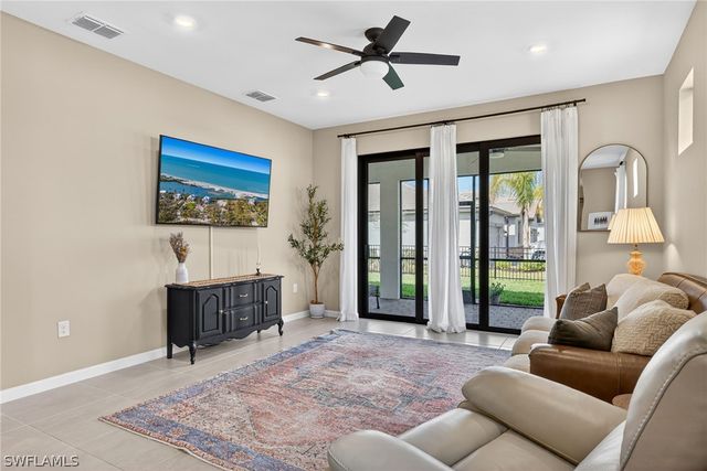 20548 Pebble Glen DR, Estero, FL 33928