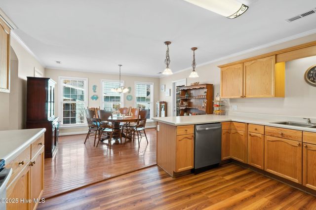 6 White Lane, Oak Island, NC 28465
