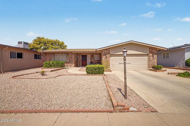 2256 N MIDDLECOFF Drive, Mesa, AZ 85215