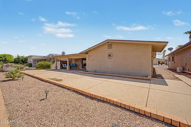 2256 N MIDDLECOFF Drive, Mesa, AZ 85215