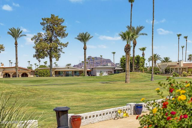 2256 N MIDDLECOFF Drive, Mesa, AZ 85215