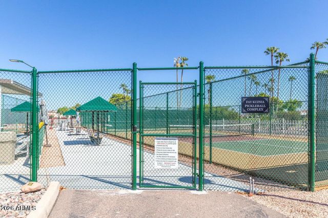 2256 N MIDDLECOFF Drive, Mesa, AZ 85215