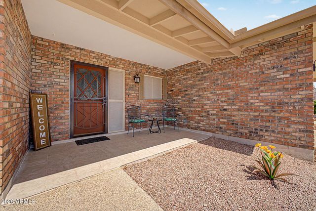 2256 N MIDDLECOFF Drive, Mesa, AZ 85215