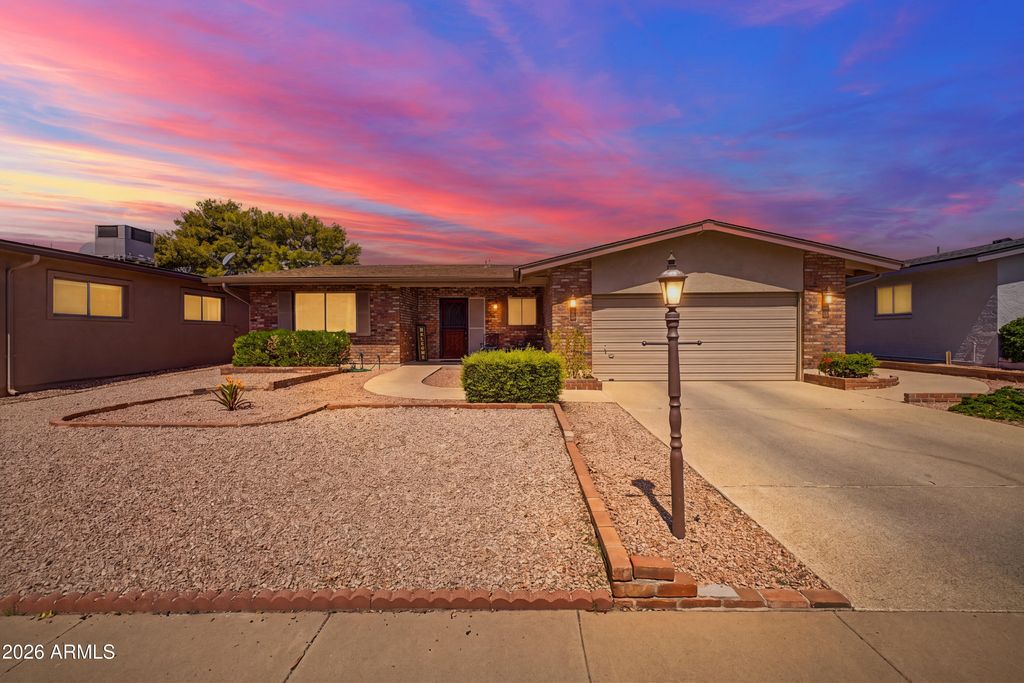 2256 N MIDDLECOFF Drive, Mesa, AZ 85215