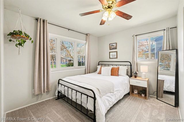 308 Old Bridge Road, Grand Blanc, MI 48439