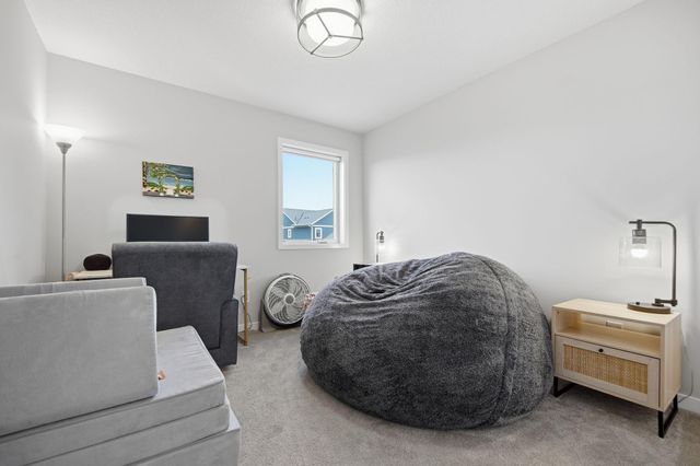 16114 Duvane Way, Lakeville, MN 55044