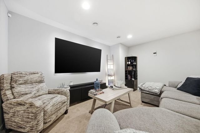 16114 Duvane Way, Lakeville, MN 55044