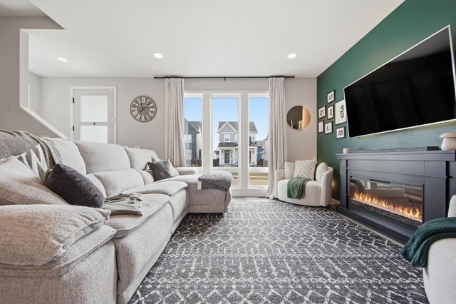 16114 Duvane Way, Lakeville, MN 55044