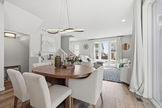 16114 Duvane Way, Lakeville, MN 55044