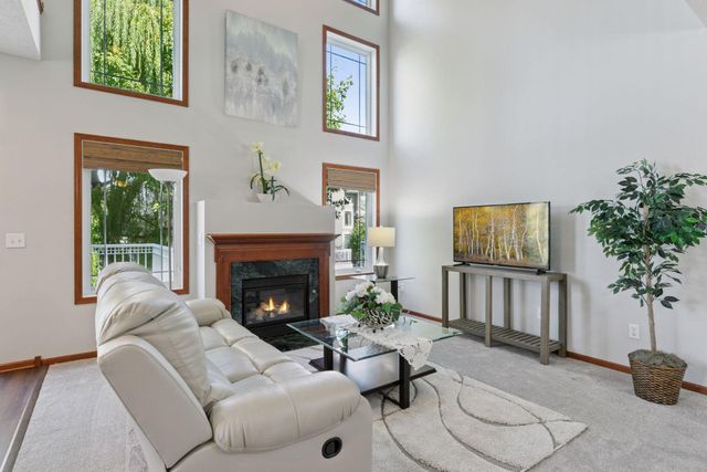 5066 Yuma Lane N, Plymouth, MN 55446