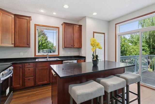 5066 Yuma Lane N, Plymouth, MN 55446