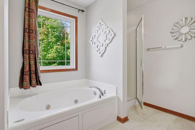 5066 Yuma Lane N, Plymouth, MN 55446