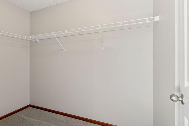 5066 Yuma Lane N, Plymouth, MN 55446