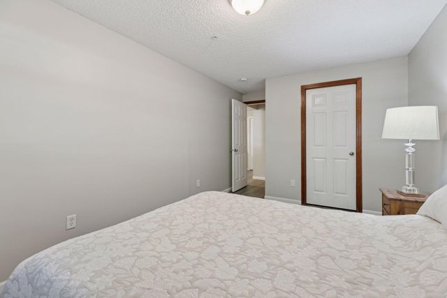 5066 Yuma Lane N, Plymouth, MN 55446