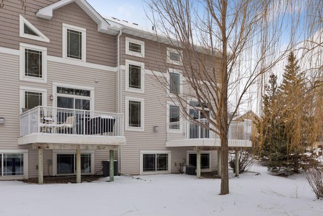 5066 Yuma Lane N, Plymouth, MN 55446