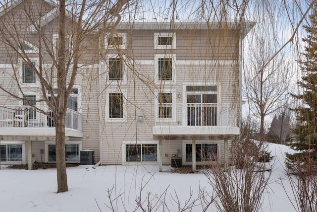 5066 Yuma Lane N, Plymouth, MN 55446