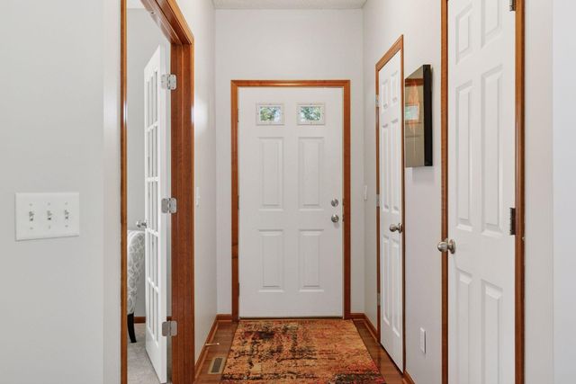 5066 Yuma Lane N, Plymouth, MN 55446