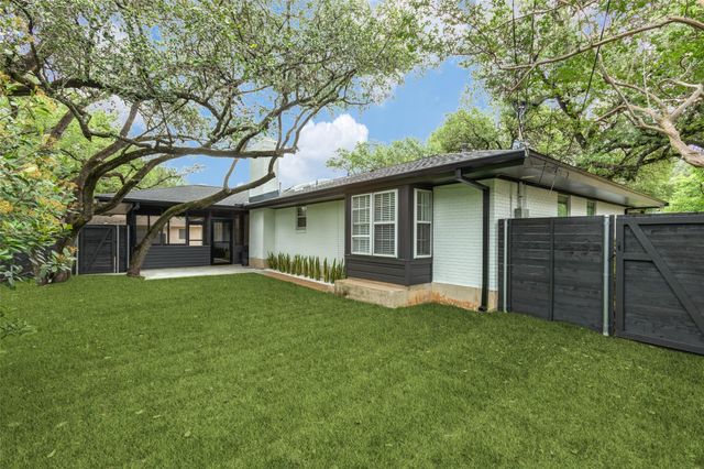 1700 Barton Hills DR, Austin, TX 78704