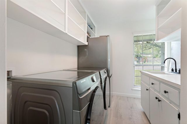 1700 Barton Hills DR, Austin, TX 78704