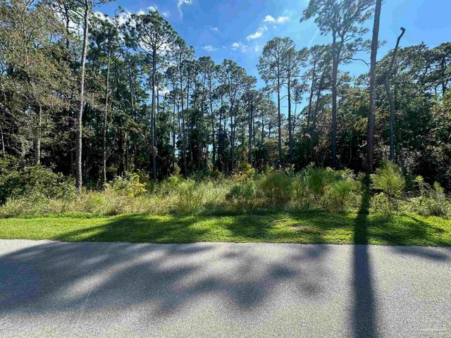 3857 Paradise Bay Dr, Gulf Breeze, FL 32563